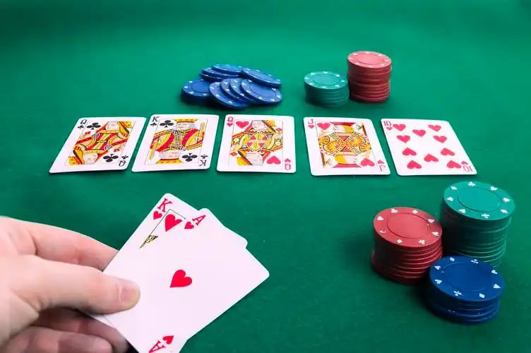 Smartphone casino guide layout with simple menus on apk 2025